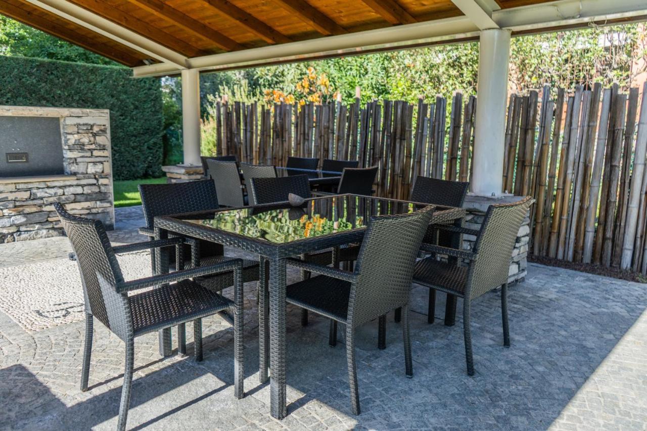 B&B Arcobaleno Longone al Segrino Exterior foto