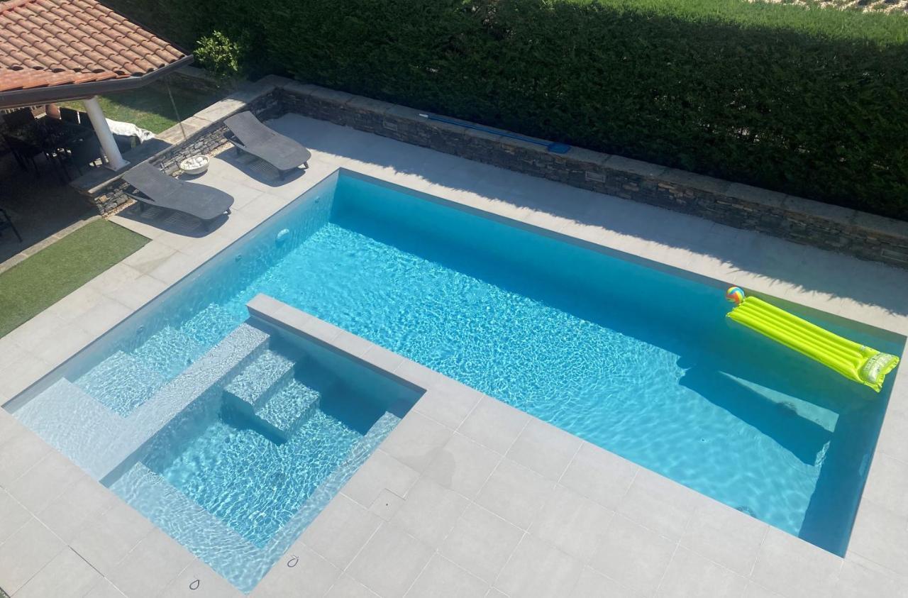 B&B Arcobaleno Longone al Segrino Exterior foto